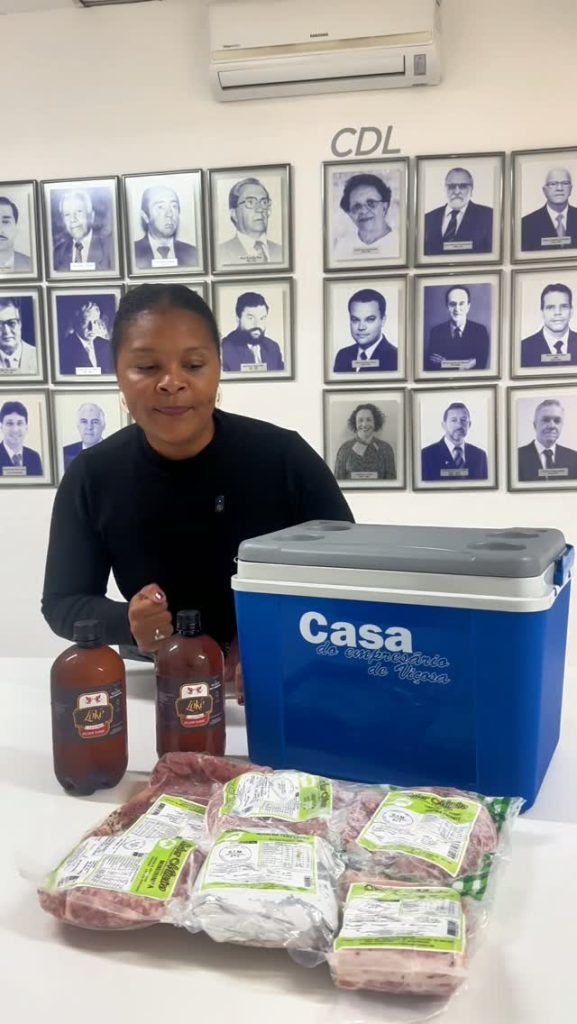 Caixa térmica com kit churrasco e chope, parte dos prêmios da Campanha do Dia dos Pais